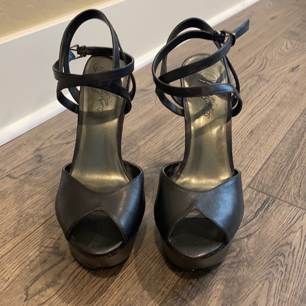 Fergie black leather stilettos